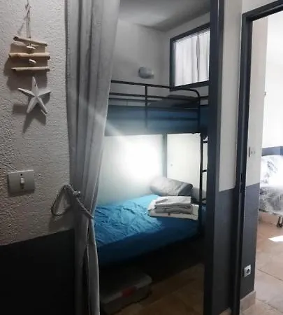 Apartament Avec Piscine A 600 M De La Le Vallon Du Roy