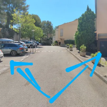 Avec Piscine A 600 M De La Le Vallon Du Roy *
