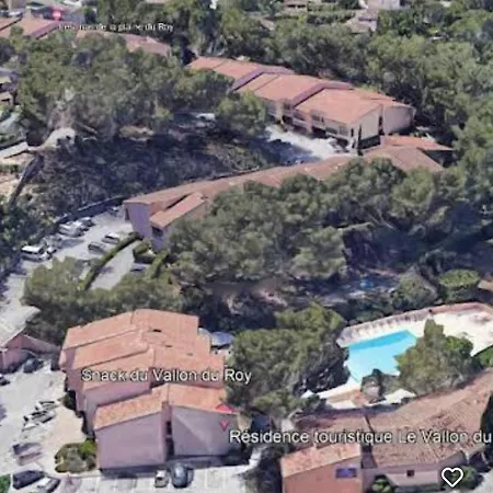 Apartament Avec Piscine A 600 M De La Le Vallon Du Roy