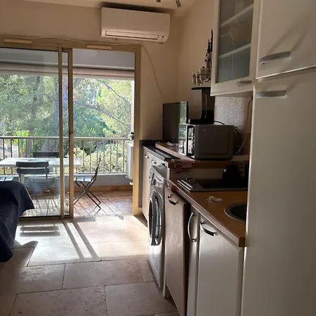Avec Piscine A 600 M De La Le Vallon Du Roy Apartament